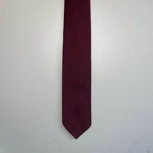 Formal Burgundy Men's Tie. Perfect for a Wedding!